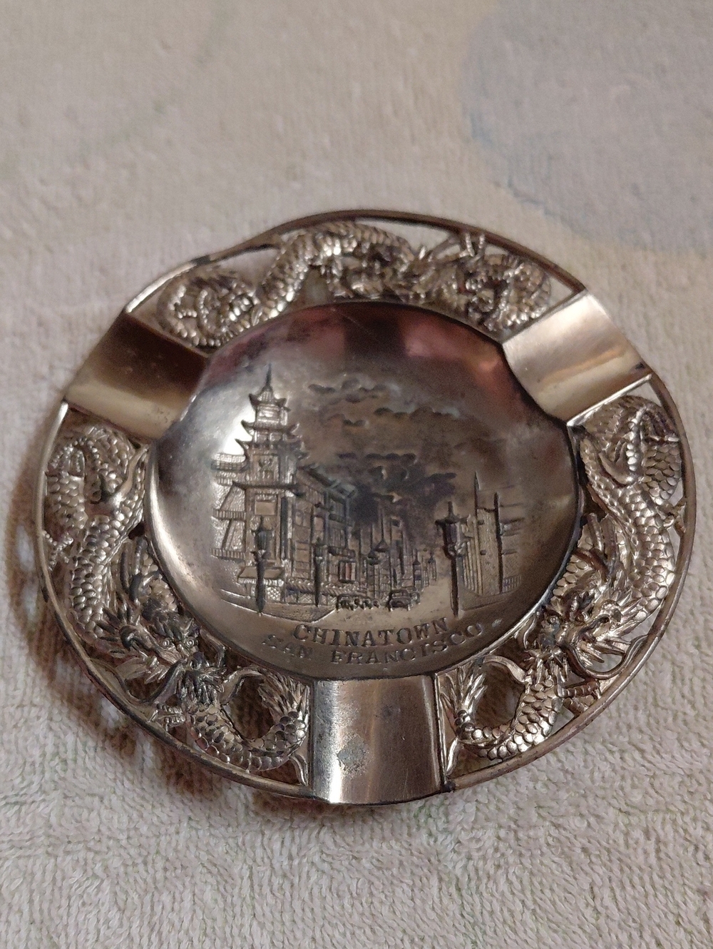 Vintage Souvenir Chinatown San Francisco Metal Ashtray With Dragons Perimeter